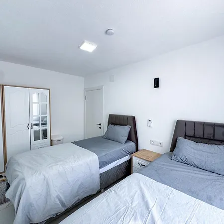 Doga Icerisinde Apartment *